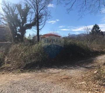 Odličan građevinski teren od 881 m2,centar Matulja- ekskluzivno samo kod nas! - cover