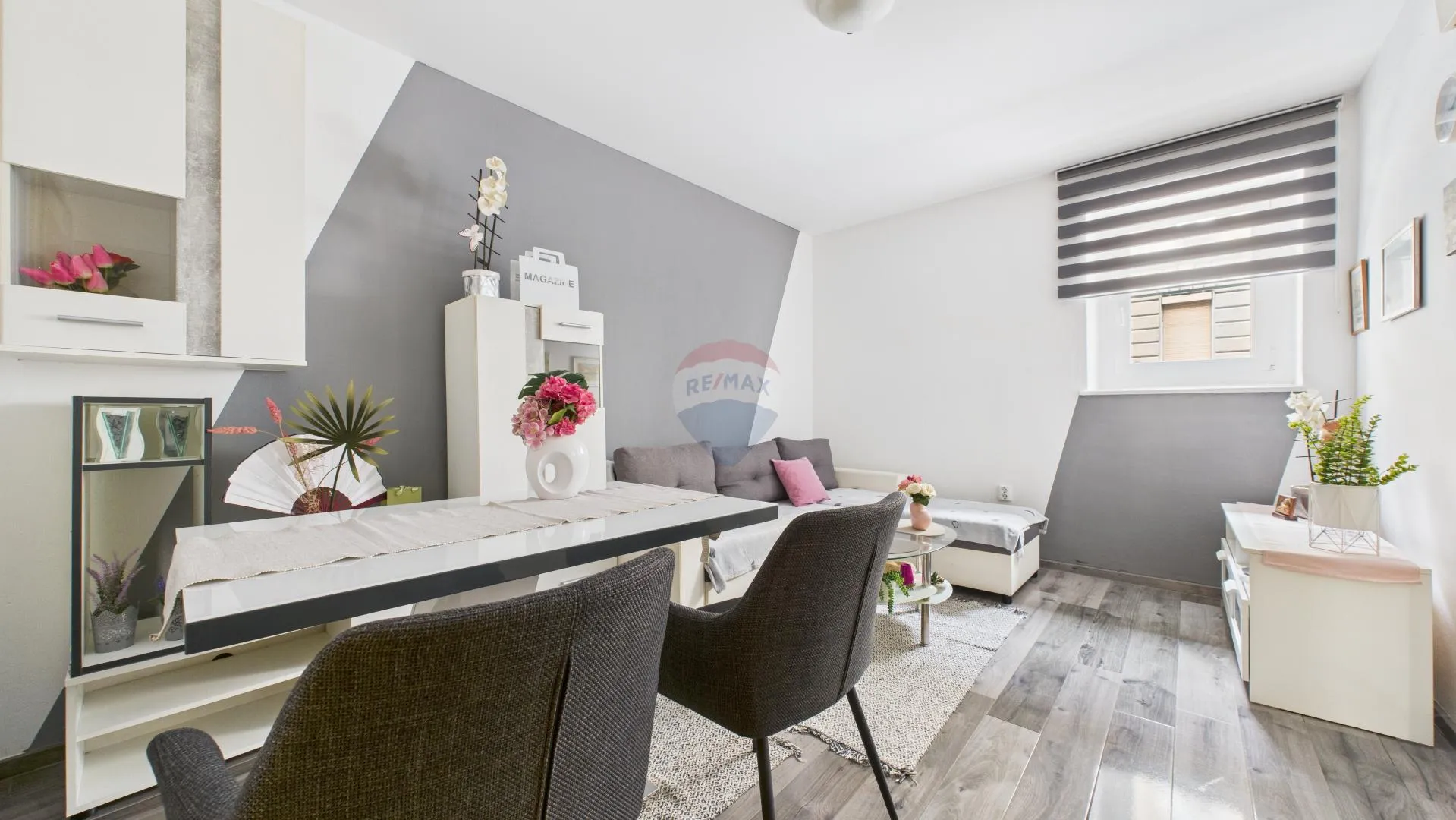 Zagreb, Donji Grad- šarmantan dvosoban stan 43 m2 - cover