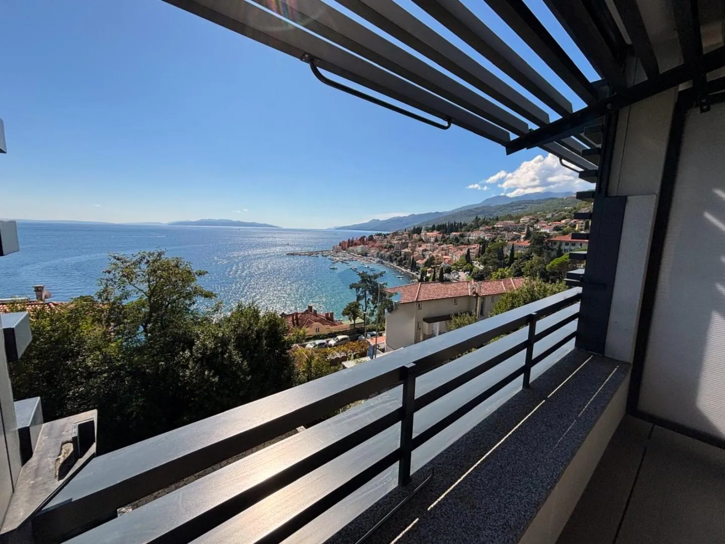 OPATIJA,VOLOSKO- NOVOGRADNJA, stan s bazenom i pogledom na more - cover