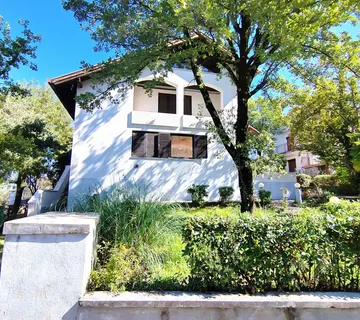 OTOK KRK-MALINSKA kuća sa pet apartmana - cover