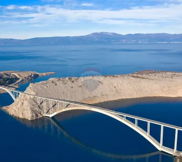 OTOK KRK - GRAD KRK apartman sa velikom terasom - cover