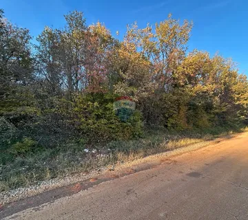 Poreč, okolica, poljoprivredno zemljište veličine 2090 m2 - cover