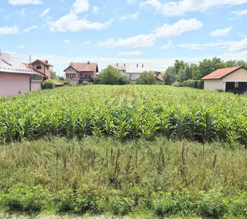 Gradići , Građevinsko zemljište 2471 m2 - cover