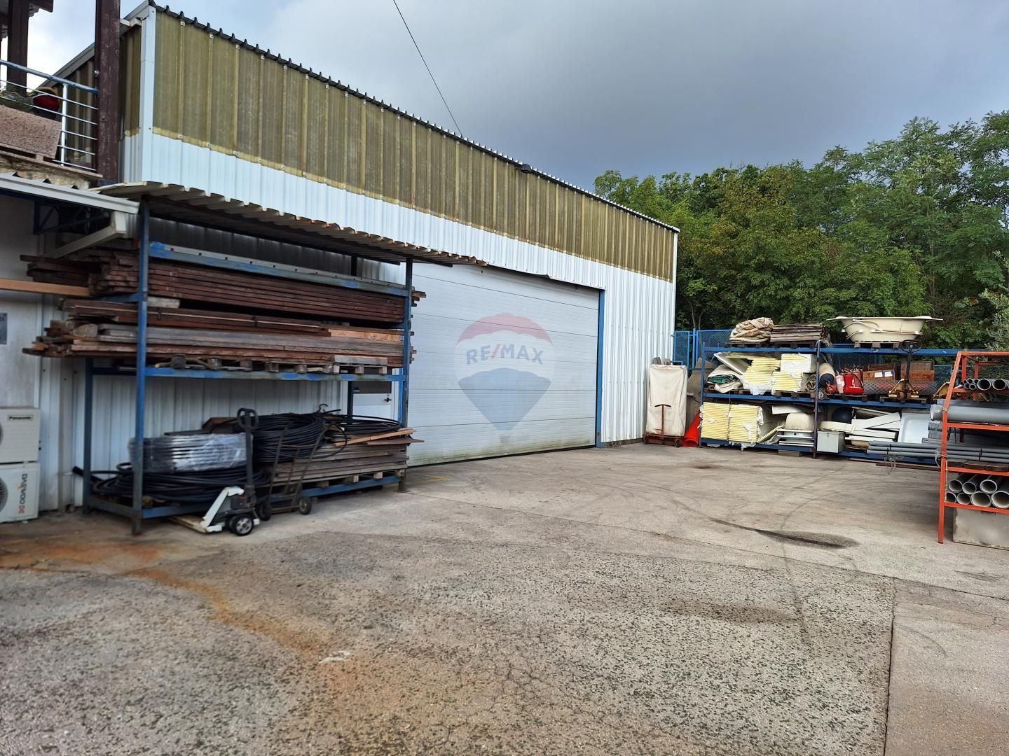 MARINIĆI - poslovni prostor sa skladištem - cover