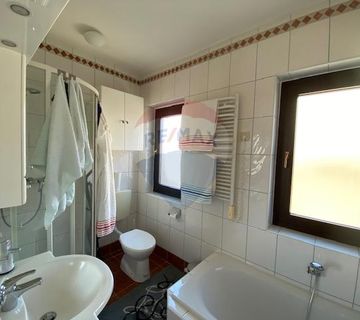 Istra, Pula - kuća 250 m od plaže  - cover