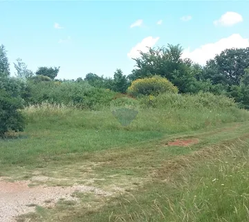 Umag - atraktivna parcela u Lovrečici 300 m od mora - cover