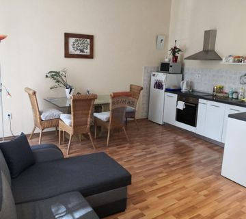 Crikvenica - stan 82m2 strogi centar - cover