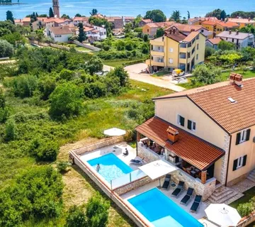 Istra Lovrečica,Kuća dvojnica 300 m do mora - cover