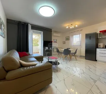 Otok Krk, Grad Krk-Ugodan, sunčan stan s pogledom na more  - cover