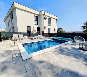 OTOK KRK-MALINSKA apartman sa bazenom -200 metara do plaže - cover
