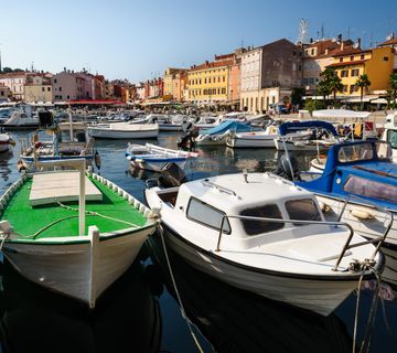 Istra,Rovinj,stan na rivi,pogled more 104m2-raritet - cover