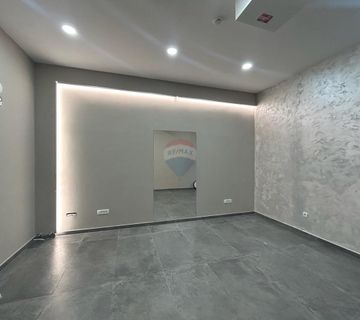 Poreč, novouredjeni poslovni prostor od 25 m2 i 500 m od mora - cover