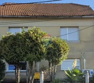 Zagreb, Sveti Duh - stan s potkrovljem za adaptaciju - cover