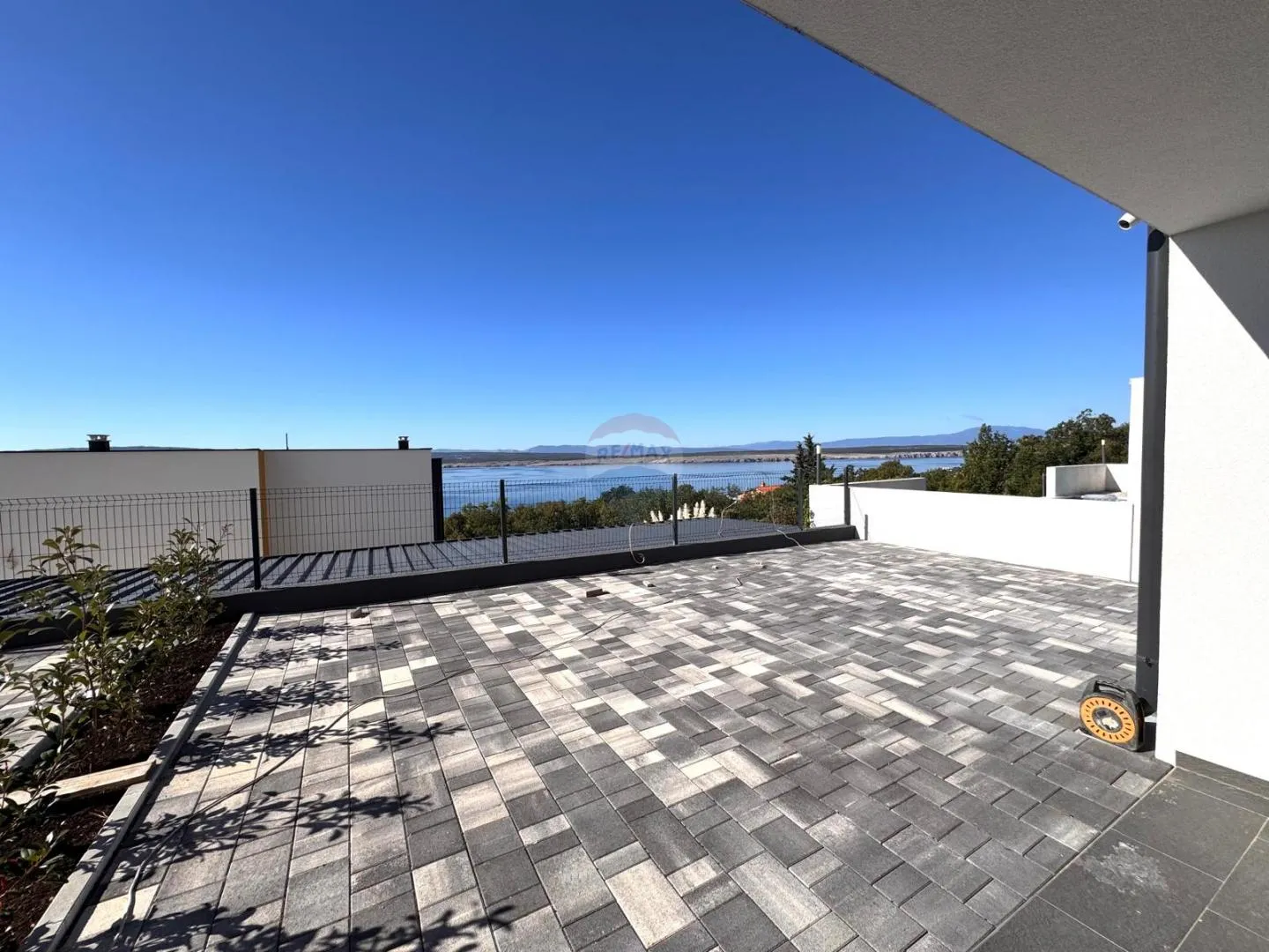 Crikvenica, Dramalj- dvoetažni stan u novogradnji, prizemlje - cover