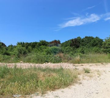 ISTRA, PULA,VELI VRH PRODAJE SE GRAĐEVINSKO ZEMLJIŠTE 6397 M2 - cover