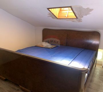 Poreč, okolica, na odličnoj lokaciji kamena kućica od 60 m2 sa tri etaže  - cover