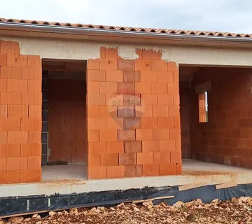 Istra, Kuća s velikom okoćnicom - cover