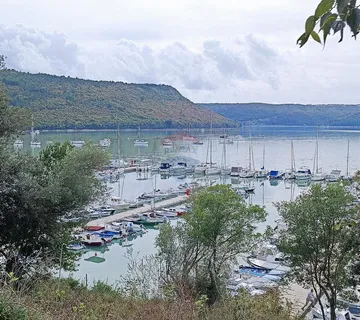 Istra, Trget - Građevinsko zemljište, blizina mora - cover
