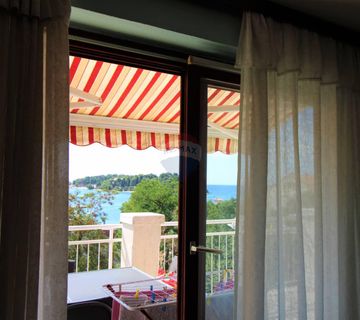 Rovinj,stan 90m od mora,pogled,teras,parking,2 .kat - cover