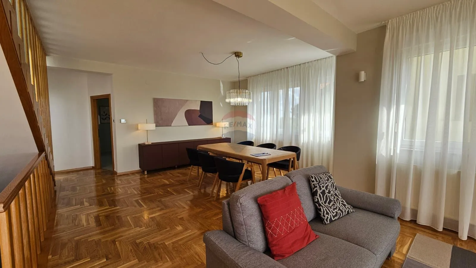 Zagreb, Šestine – dvoetažni stan s garažom i pogledom na grad - cover