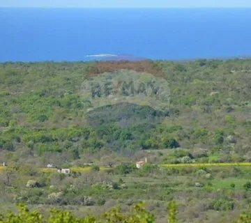 Istra, Bale veliko poljoprivredno zemljište - cover