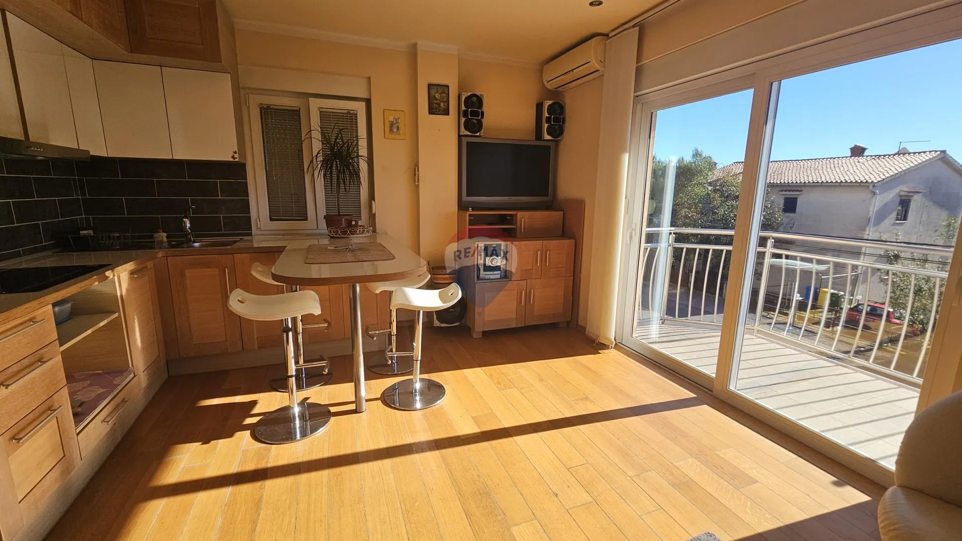 Rijeka, Zamet - Sunčan jednosoban stan s vlastitim parkingom - cover