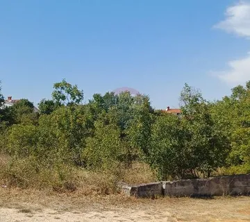 Pula,okolica, građevinsko zemljište, 3 čestice - cover