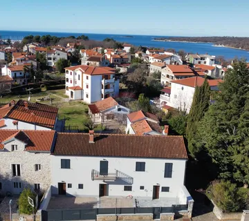 Istra, Funtana - kuća s 3 apartmana 500m do plaže - cover