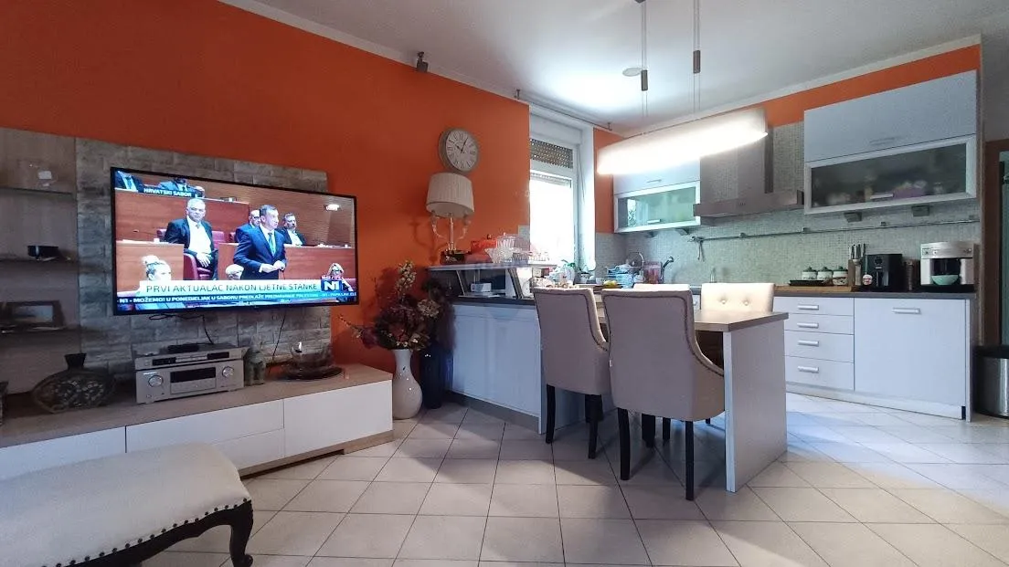 Rijeka, Turnić - dvosobni stan - 80 m2 - cover