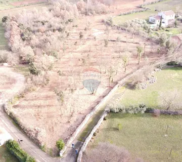 ISTRA, RAKALJ - Građ. zemljište 2405 m2 + Polj. 7540 m2 u cjelini, pogled more - cover