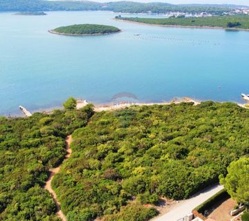 ISTRA, POMER - Građevinsko zemljište 1. red (R) namjena - cover
