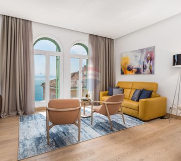 OPATIJA,CENTAR- luksuzan stan 80 m od mora - cover