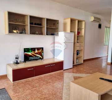 Istra - Pula - apartman 49m2 - 200m od plaže - cover