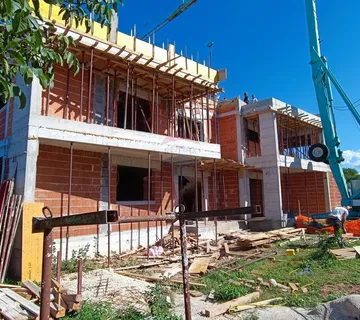 Istra, Kanfanar- stan na prvom katu-pogled more - cover