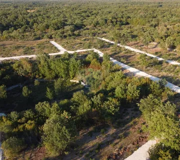 Istra, Barbariga - zemljište 458m2 - cover