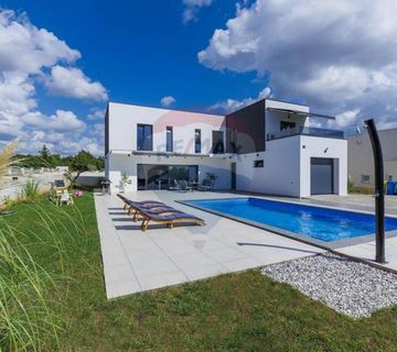 ISTRA, VODNJAN - moderna vila s bazenom - cover