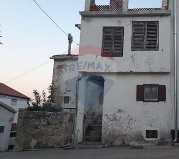 Baška - Batomalj - kuća 86m2, vrt 206m2 - cover