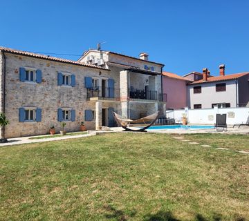 Istra, Marčana okolica, prekrasna autohtona kamena villa - cover