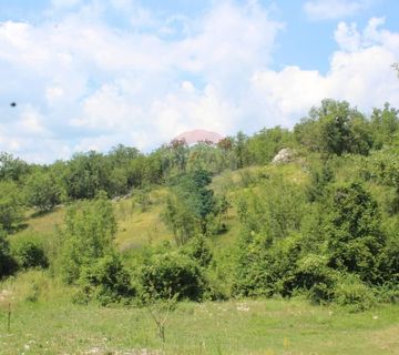 VIŠKOVO  -  građevinski teren - cover