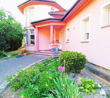 Zagreb, Gračani | Jedinstvena vila s panoramskim pogledom i vrtom, 2220 m2 - cover