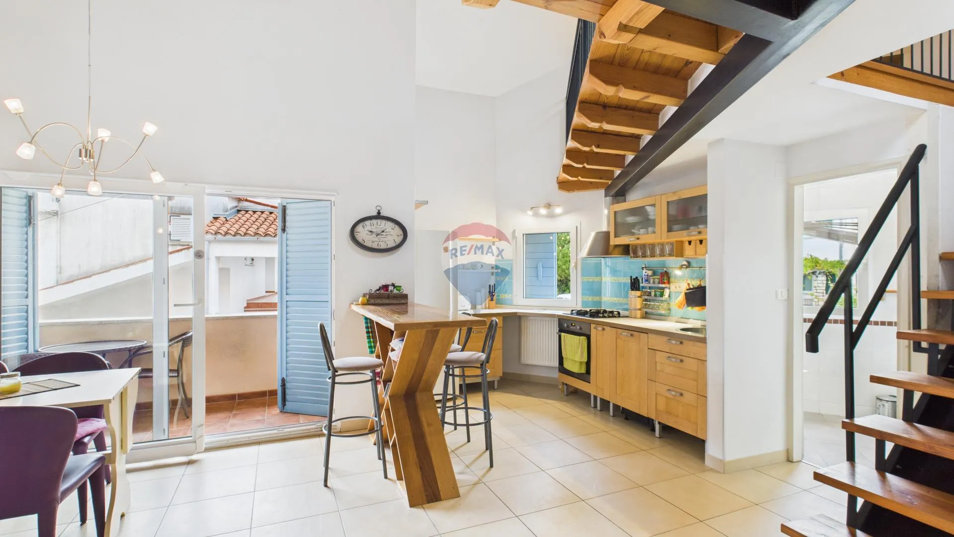 Istra, Rovinj- stan blizu plaže - cover