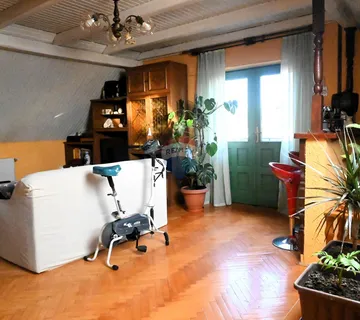 Zagreb, Dubrava - stan s 2 spavaće sobe, garaža, vrt - cover