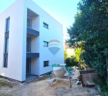 Rovinj,vrhunska novogradnja sa 6 stanova u centru-70,30m2 - cover