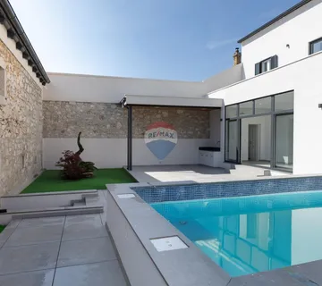 Crikvenica, Tribalj - 2 renovirane kamene kuće - cover