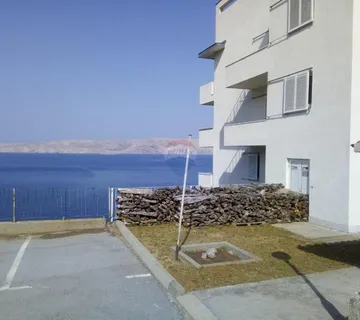 Senj - jednosoban stan uz more - cover