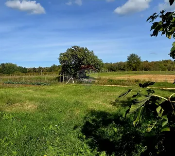 Istra,Oprtalj-Građevinsko zemljište u mirnom zaseoku - cover