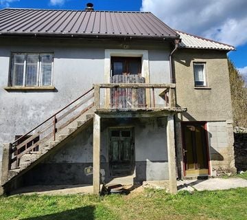Gorski Kotar, Lič - samostojeća autohtona kuća sa okućnicom 722 m2 - cover