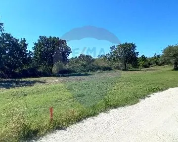 Istra, Peroj, vikend parcela blizu mora - cover