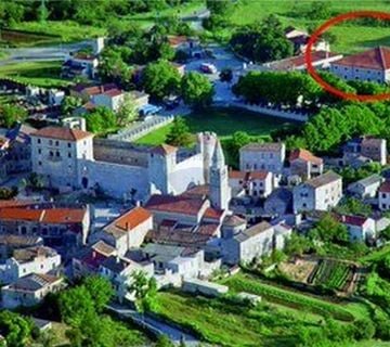 ISTRA, SAVIČENTA VELEBNA ZGRADA ZA UREĐENJE - cover