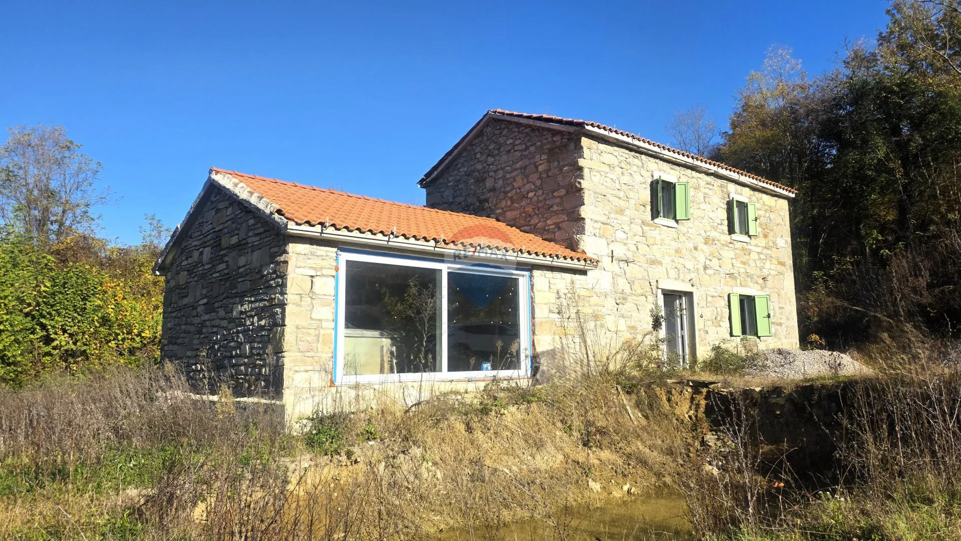 Istra, Belaj- kamena istarska kuća s velikom okućnicom - cover